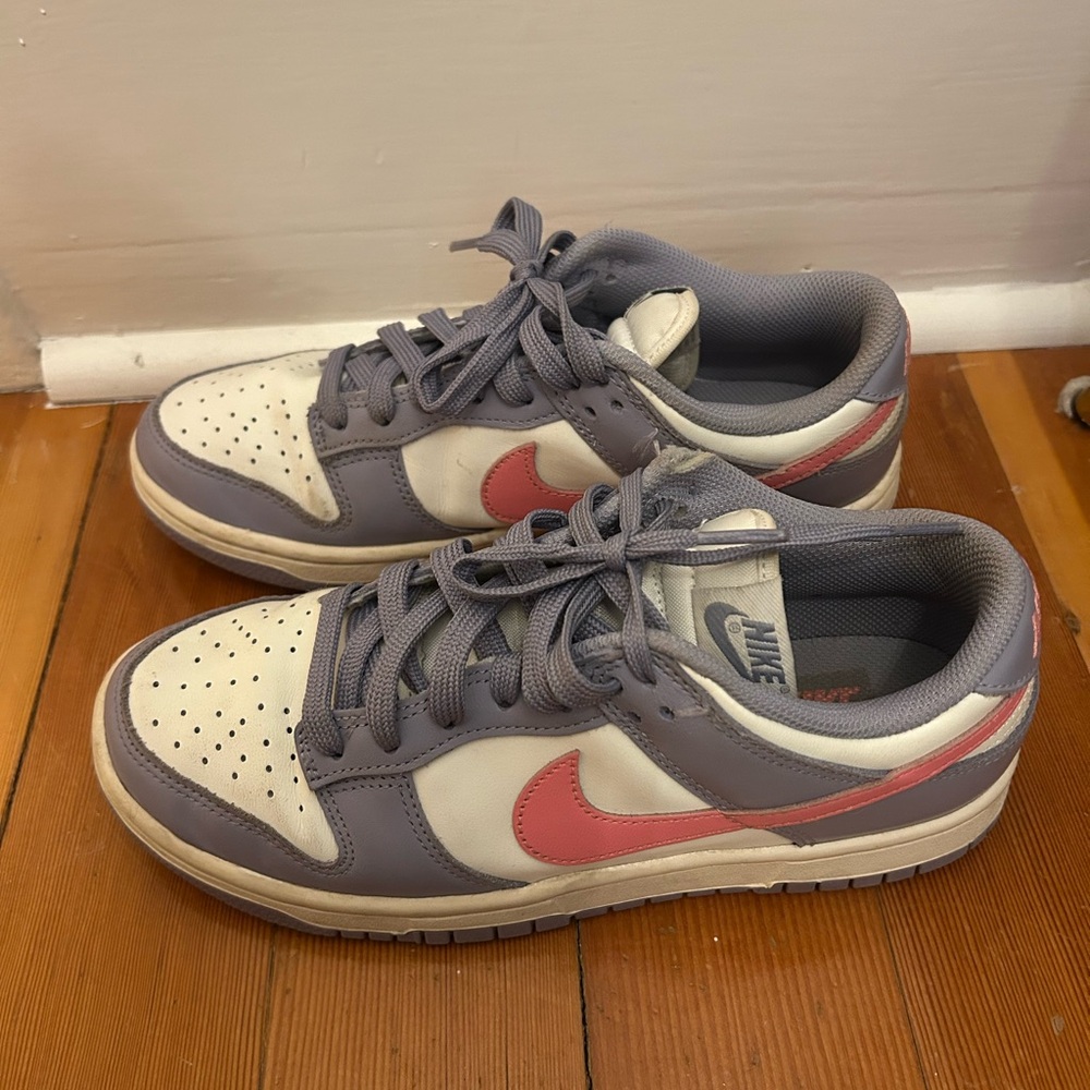 size 7, Nike Dunks